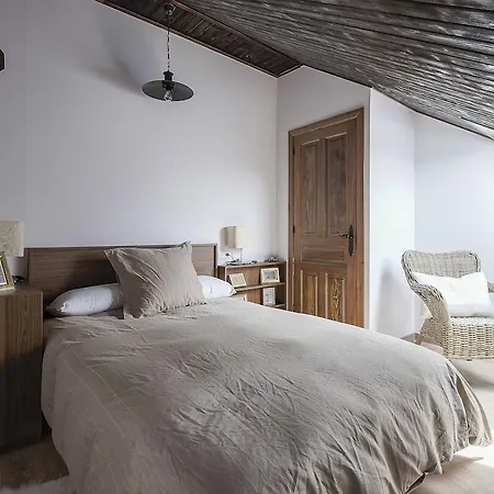 Apartahotel La Borda De Pastores 2*